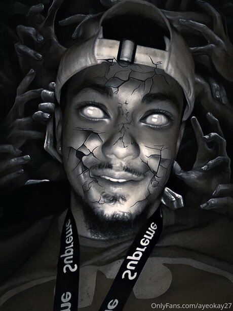 Ayeokay27 model sexy photo