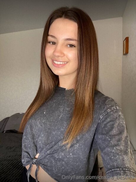 Crazy Girl Kira naked pornstar pictures