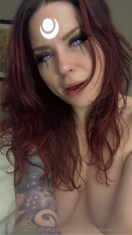 Lilyspleasuregardenfree1 hot pornstar photos