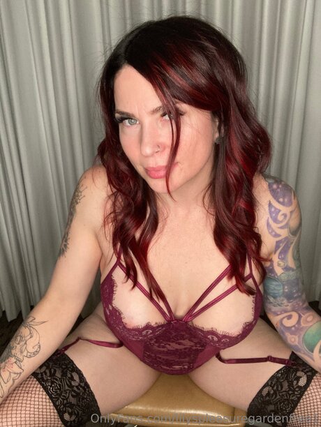 Lilyspleasuregardenfree1 pornstar art picture