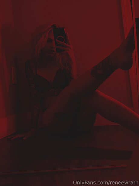 Reneewrath adult model galleries