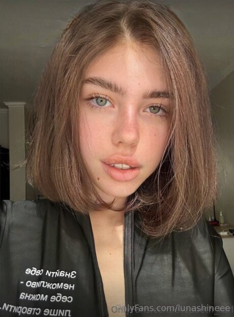 Lunashineee model best archive