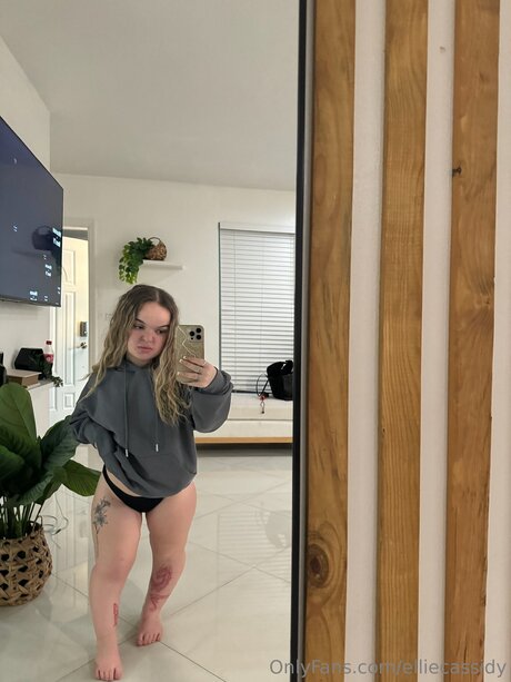 Elliespokes perfect actress photo