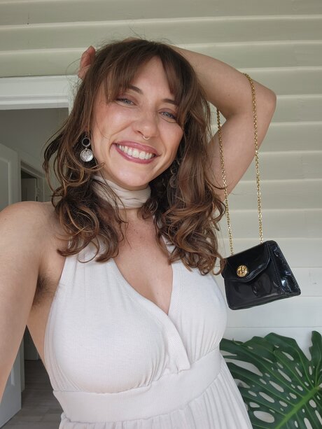 Helloeloise pornstar erotic image