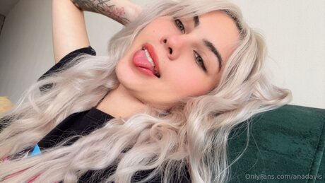 Anadavis pornstar nudes img