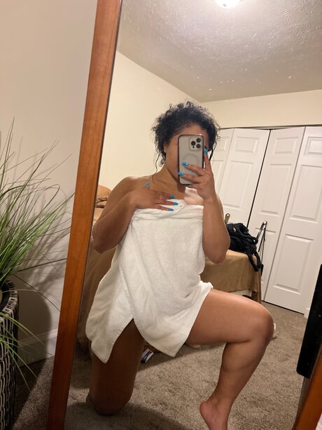 Brialor3n pornstar sexy photos