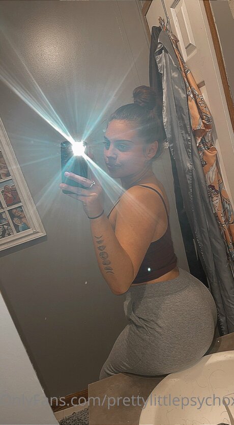 Prettylittlepsychoxoxo xxx model archive