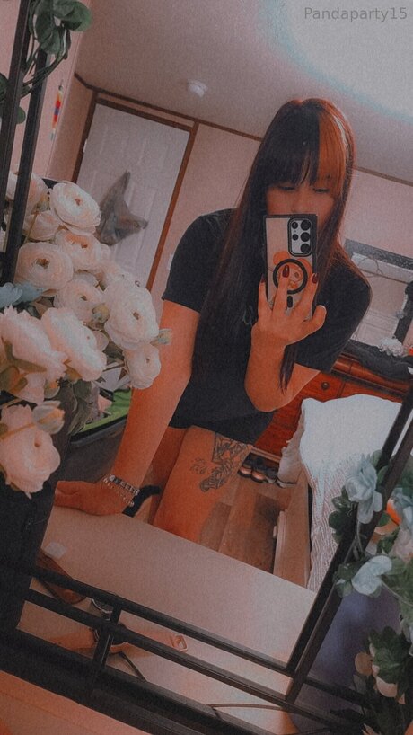 Pandaparty15 model sex image