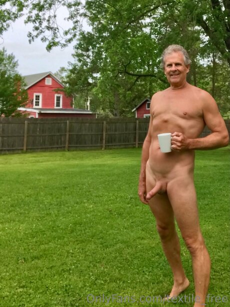 Textile Free erotic model photos