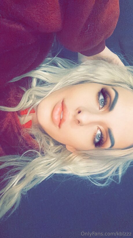 Kblzzz model pretty pic