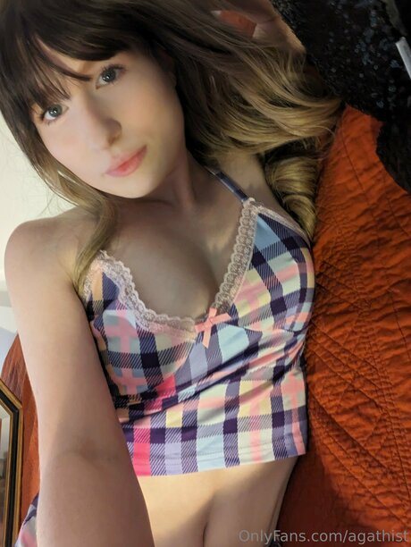 Agathist hot model pictures