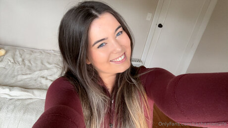 Sashamaeslife model naked images