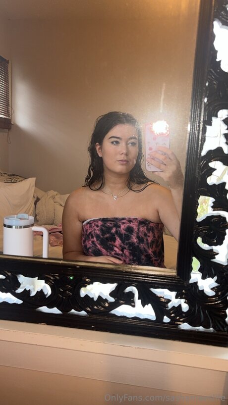 Sashamaeslife model hot pics