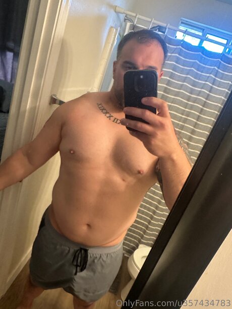 U357434783 nude star img