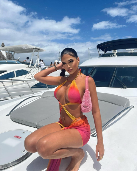 Codi Provan nice model pictures