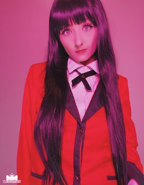 Katception model top photo