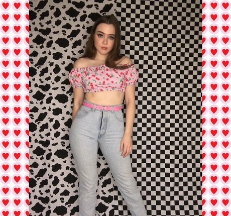 Tori Eaglestone hot star img