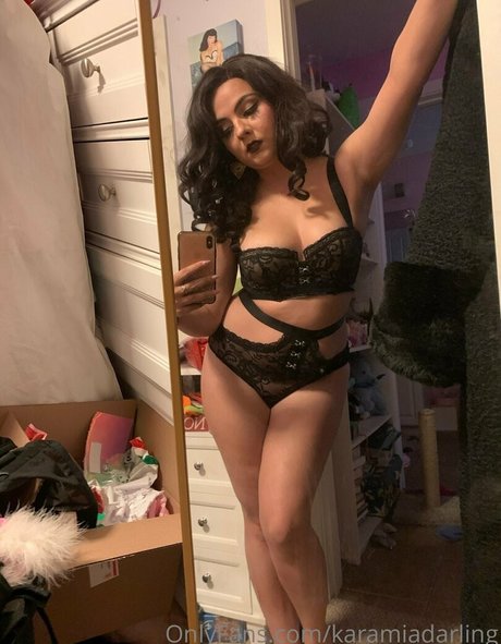 Karamia Darling pornstar sexy img