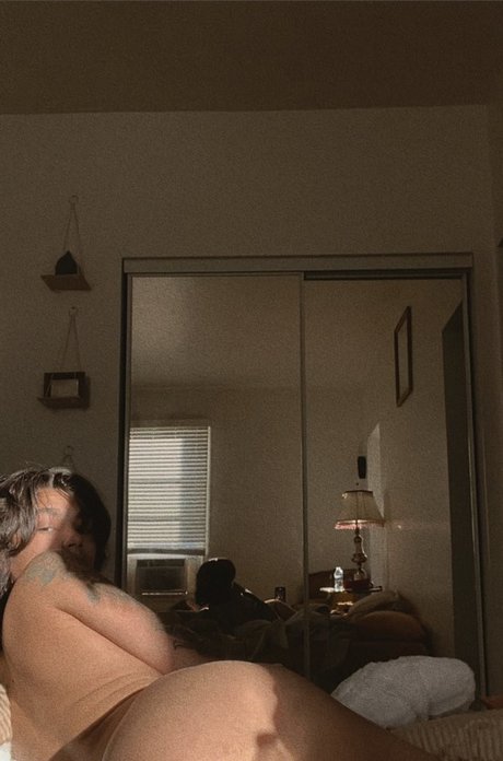 Itshades pornstar high quality image