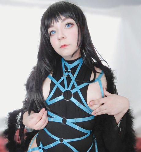 Pandaawa actress gallery