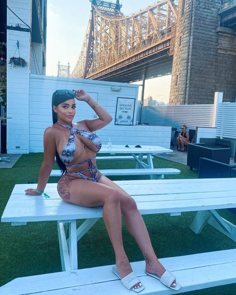 Vanessa Ann Wrigley star erotic img