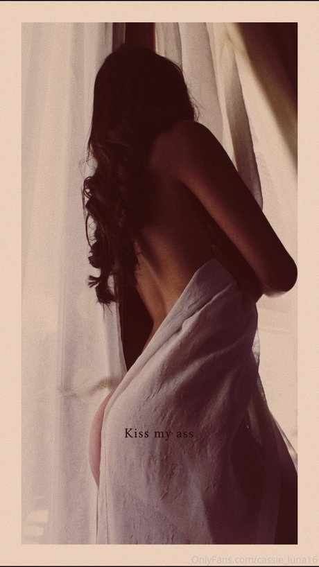 Cassie Luna nice actress pic