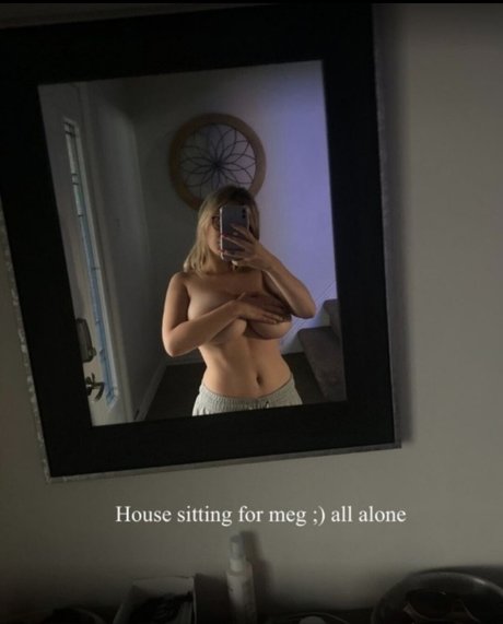 Bellacmon model photos