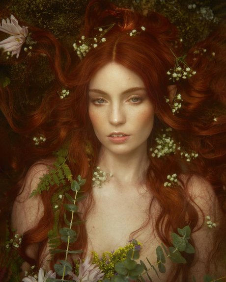 Emily O dette nude model photos