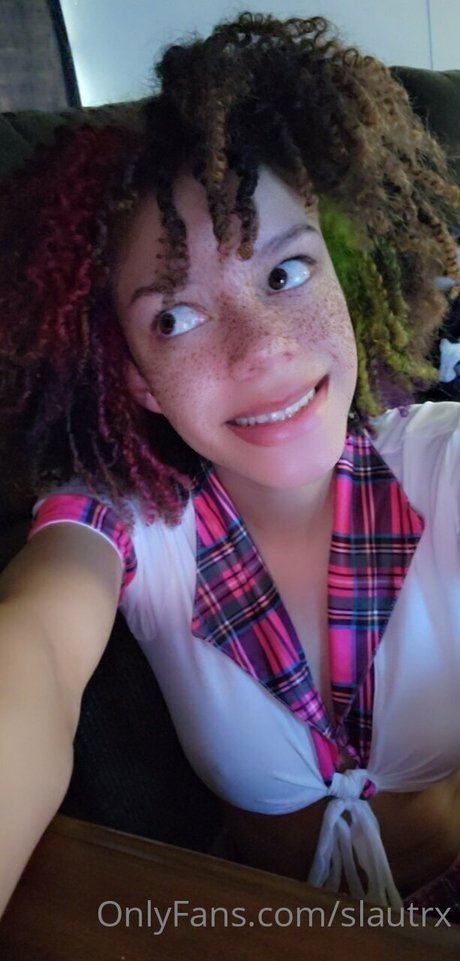 tall blonde onlyfans top image