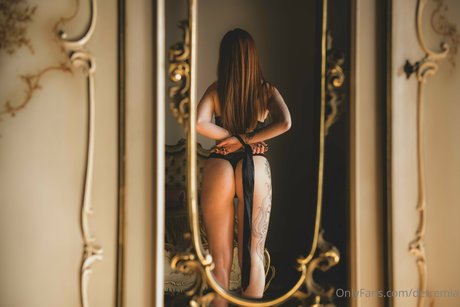 Detremia model sex pictures