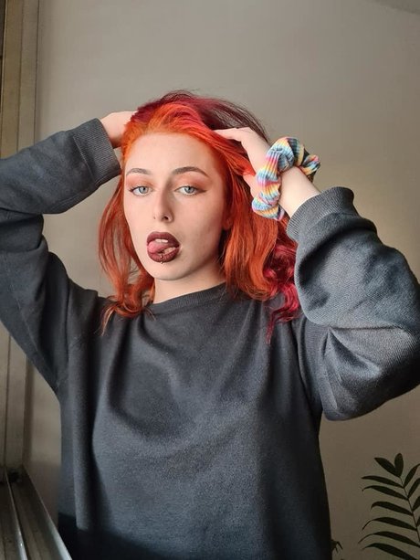 VelNick pretty actress photos