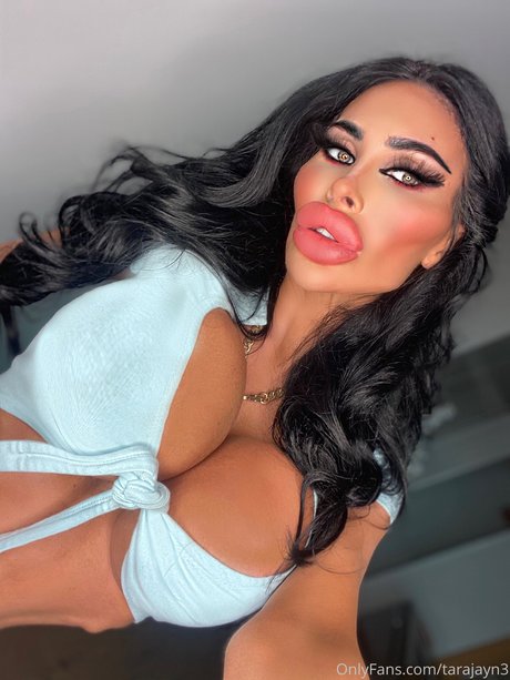 Tarajayn3 model nude pictures