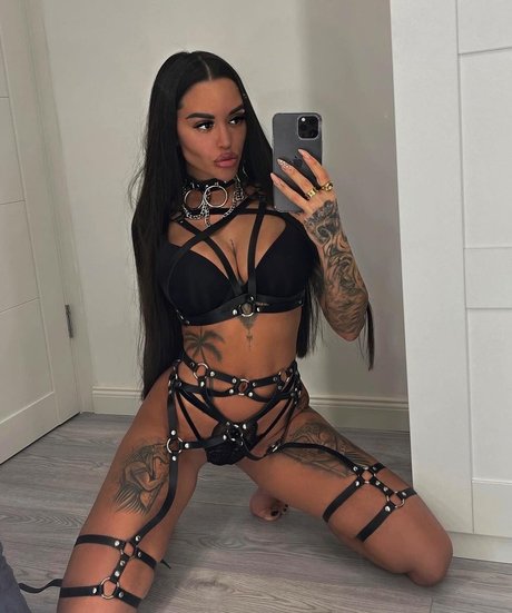 Deesha porn actress photo