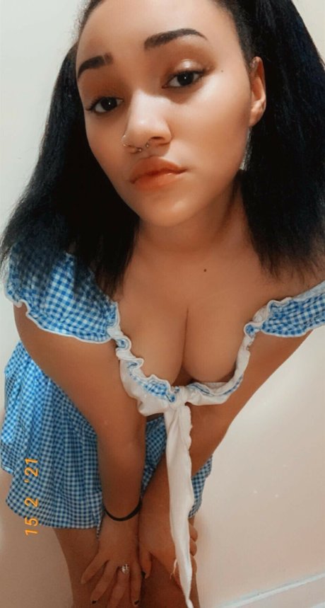 RooBunnyBaby pornographic actress photo