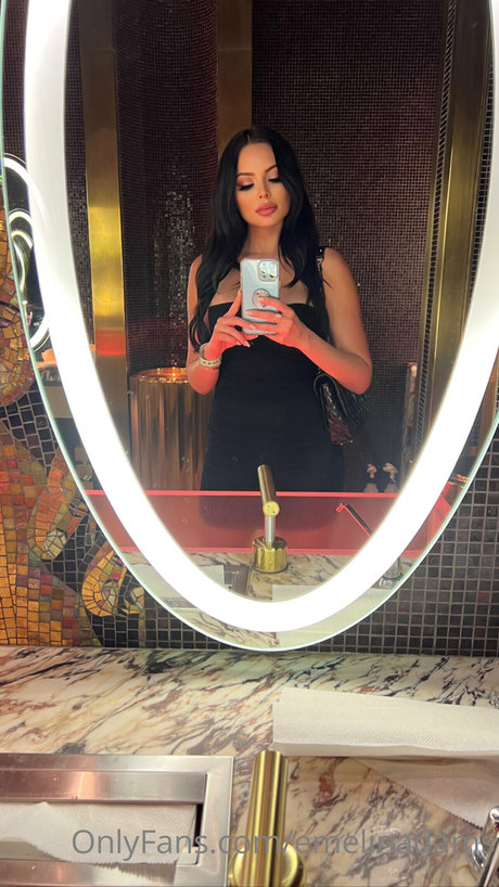 Emelina Adams pornstar nudes photo