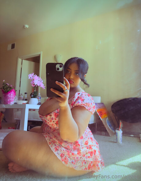 Eliyee model nice gallery