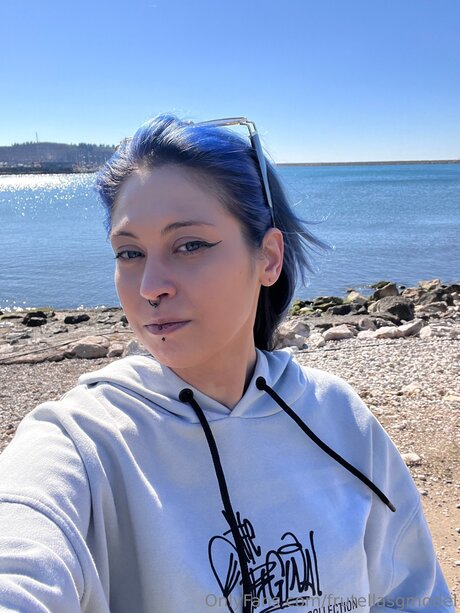 Frutellasgmodel nudes actress gallery