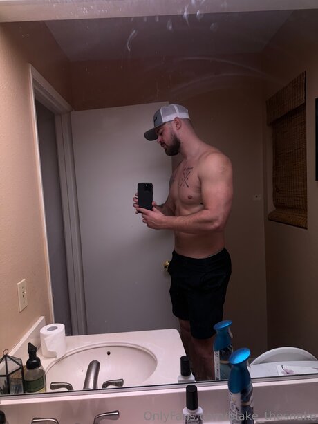 Blake Thesnake free actress galleries