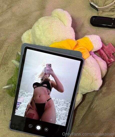 Luisakaiser hot star pictures