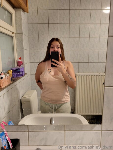 Ashley Dwm naked actress galleries