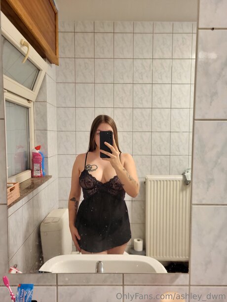 Ashley Dwm erotic model galleries