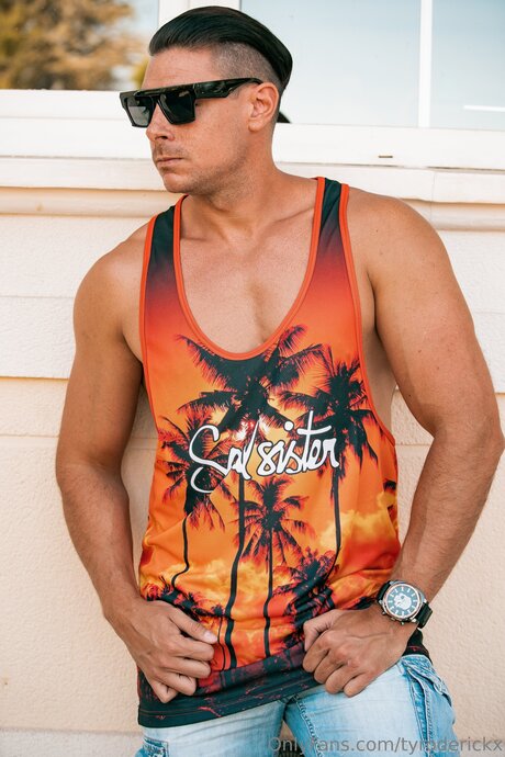 Tyroderickx best pornstar pics