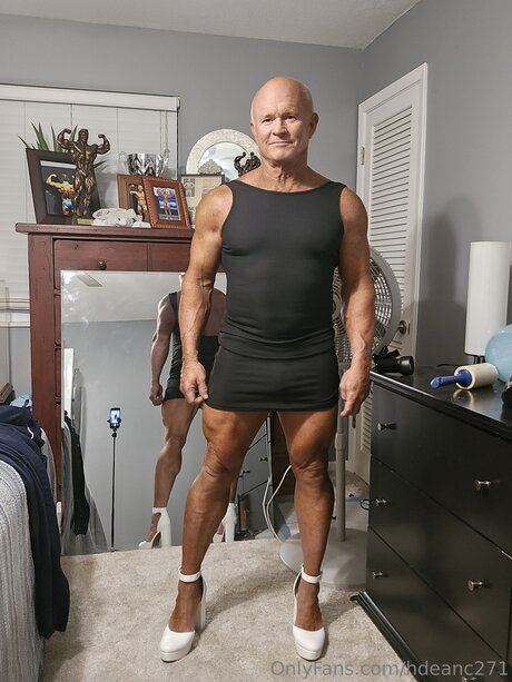 Hdeanc271 model pornographic pic