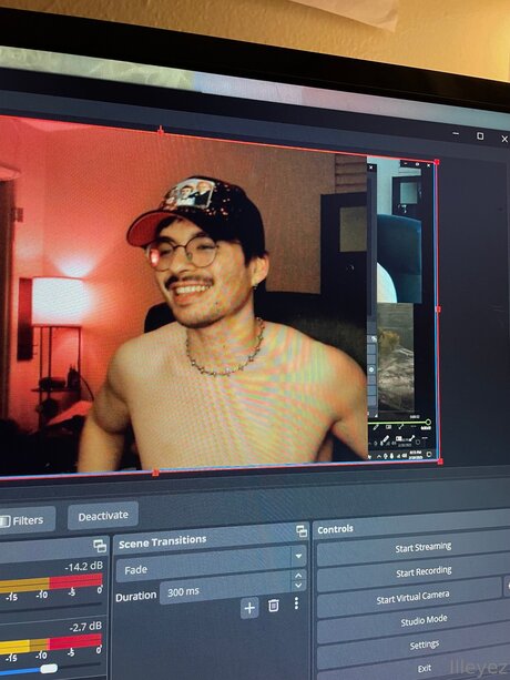 Illeyez porn star image