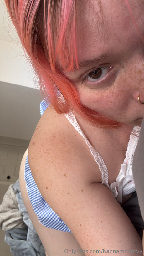 Hannamoontvv star sex pictures