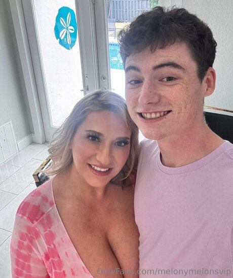 Melonymelonsvip nudes actress photos