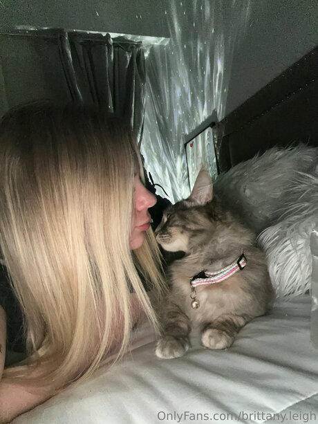 Brittany Leigh nudes model images