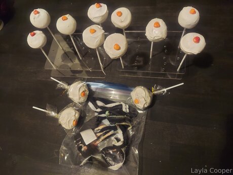 Layla Cooper erotic model gallery