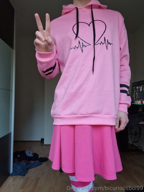 Bicuriousboi99 erotic star pic