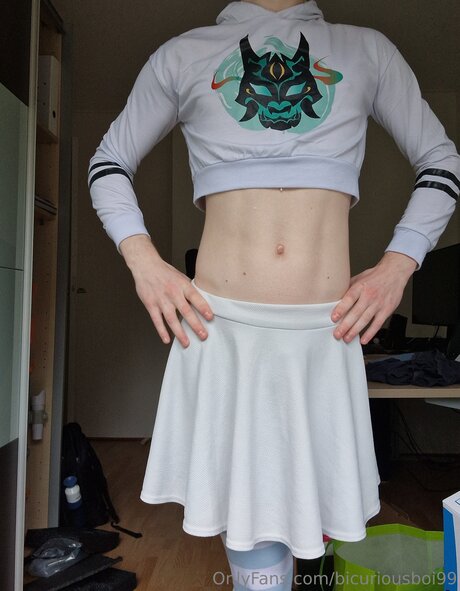 Bicuriousboi99 model sex pic